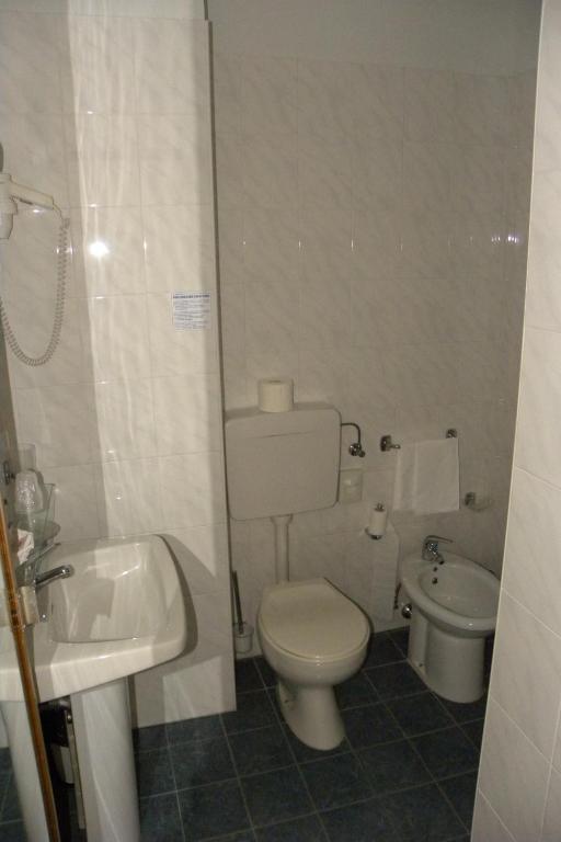 Hotel Santa Cruz Линяно Сабиадоро Стая снимка
