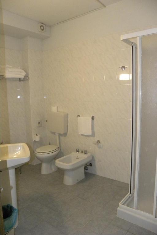 Hotel Santa Cruz Линяно Сабиадоро Стая снимка