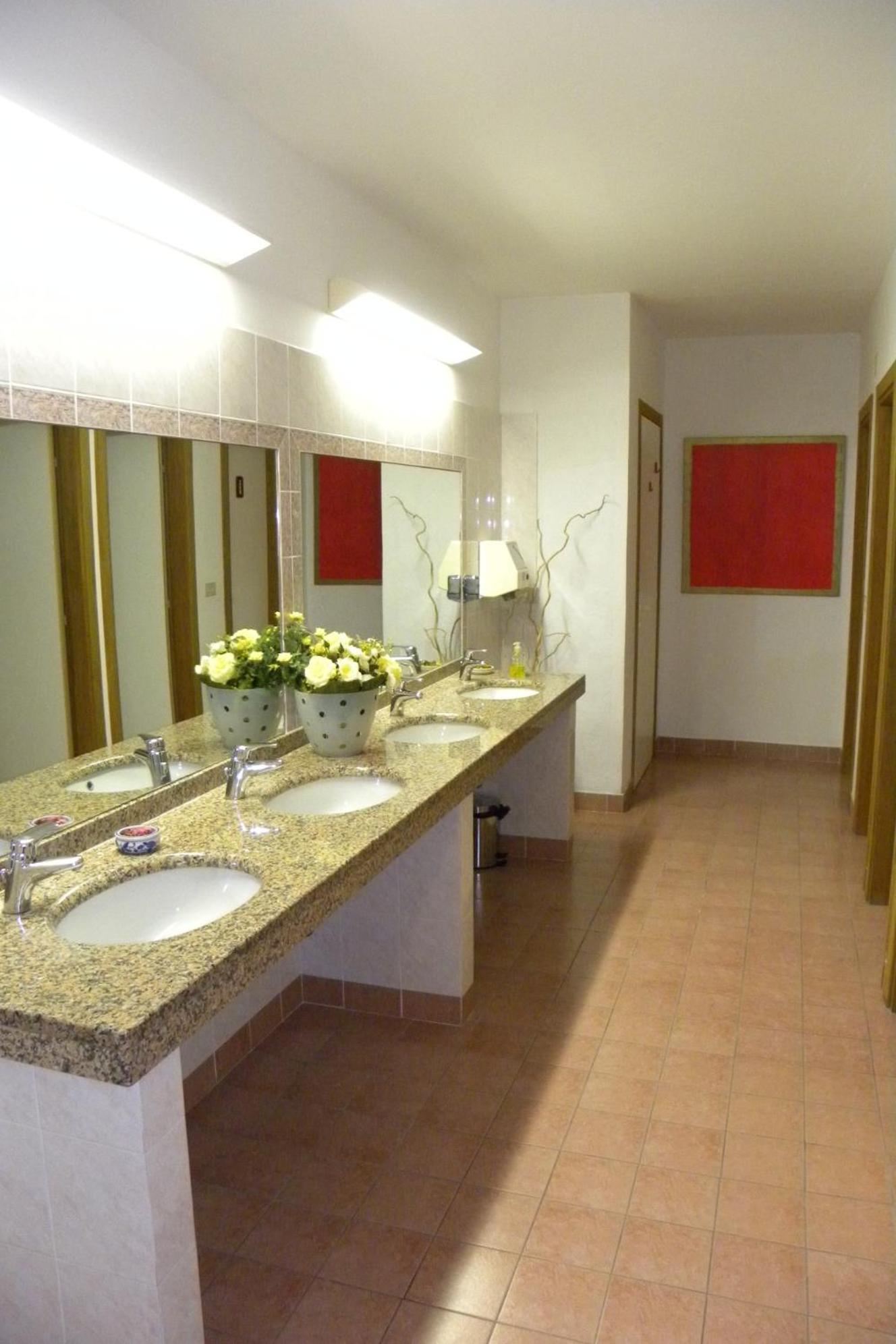 Hotel Santa Cruz Линяно Сабиадоро Екстериор снимка