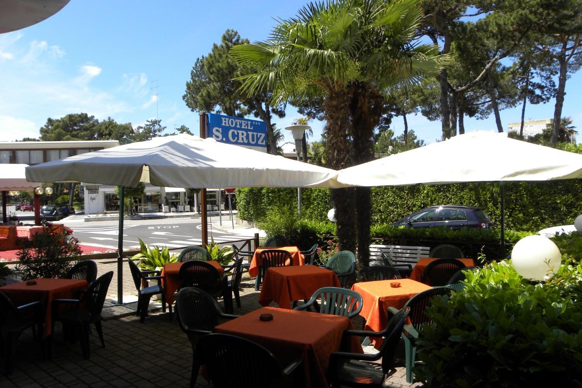 Hotel Santa Cruz Линяно Сабиадоро Екстериор снимка