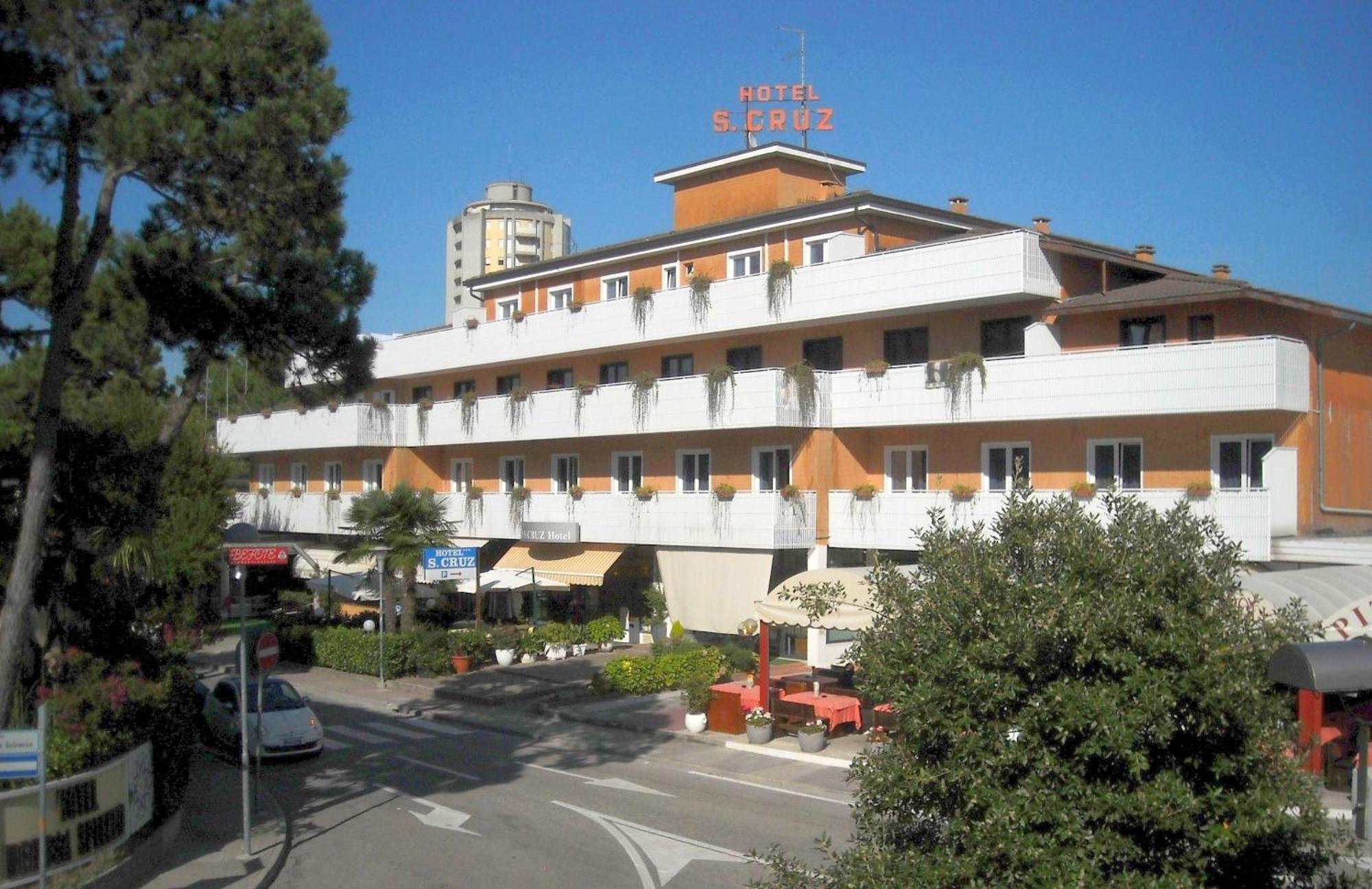 Hotel Santa Cruz Линяно Сабиадоро Екстериор снимка
